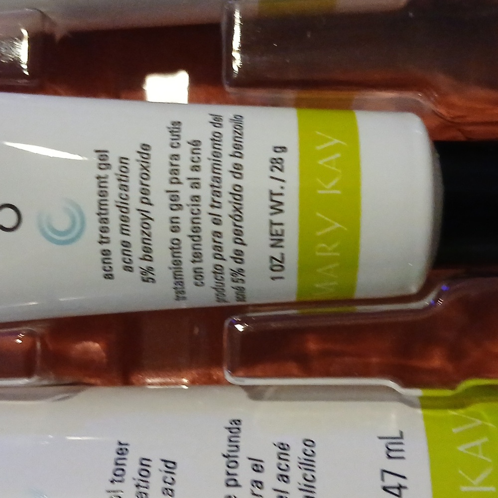 MK Clear Proof Acne System 4pc Set Exp. 01/28 - Picture 6 of 7